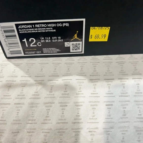 Brand new Jordan Retro 1 - Picture 2 of 2